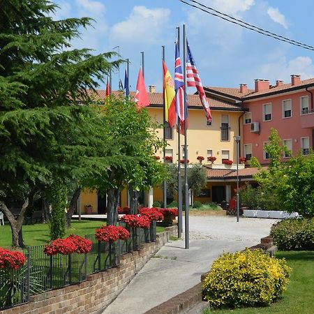 Hotel Olioso Peschiera del Garda Exteriör bild