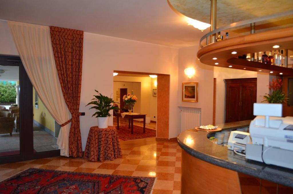 Hotel Olioso Peschiera del Garda Exteriör bild